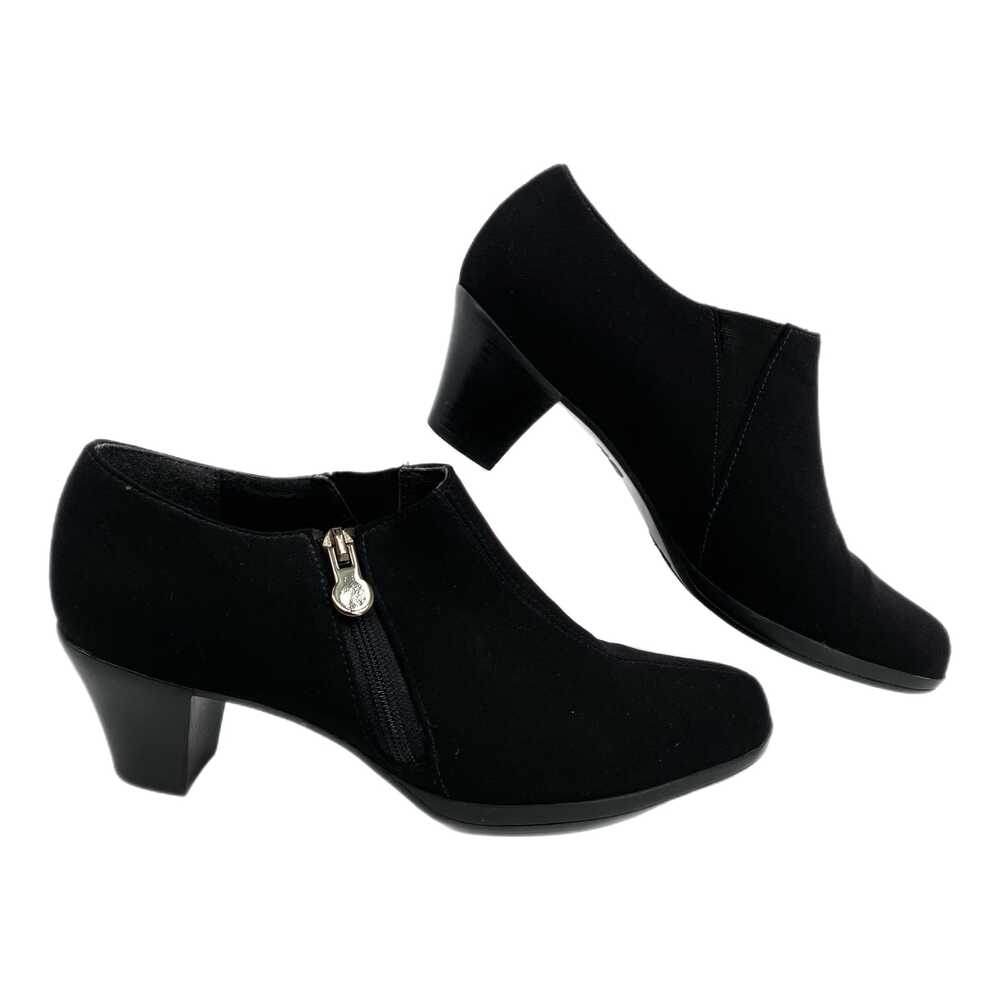 Munro Black Block Heel Zipper Accent Shoes | Size 7